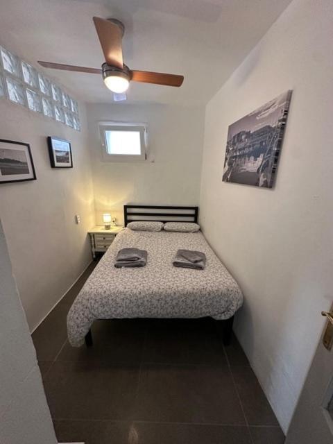 Apartment In Old Town With Roof Terrace And Fibre, Tarifa Bagian luar foto